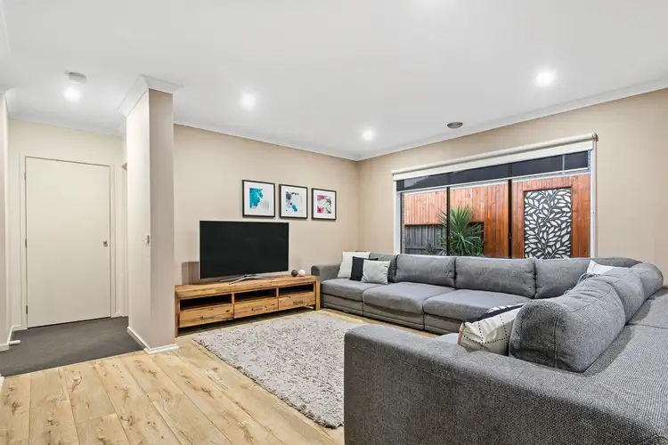Fourth view of Homely house listing, 8 Fossilstone Avenue, Doreen VIC 3754