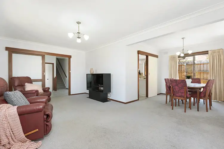 Second view of Homely house listing, 8 Ulrich Court, Viewbank VIC 3084