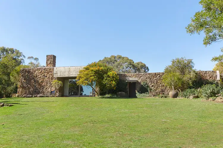 517 Melton Road, Gisborne VIC 3437