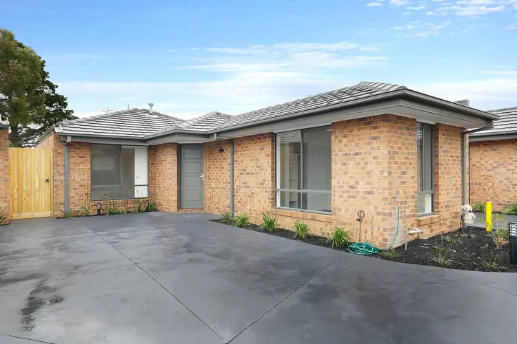 2/10 Burden, Springvale VIC 3171