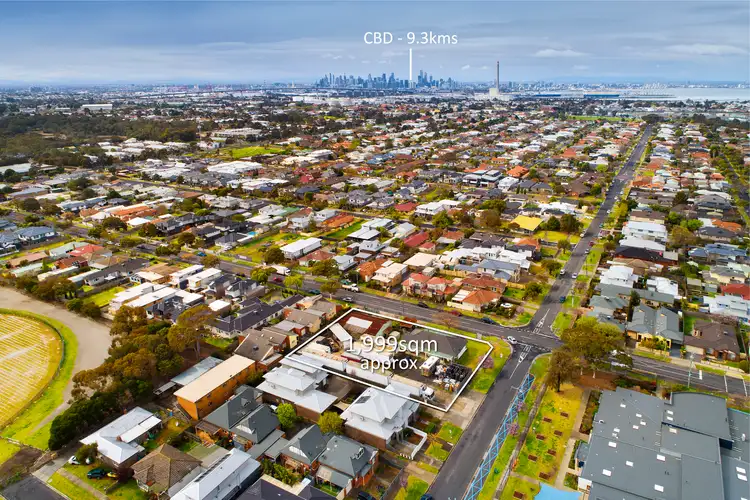 37 Maddox  Road, Newport VIC 3015