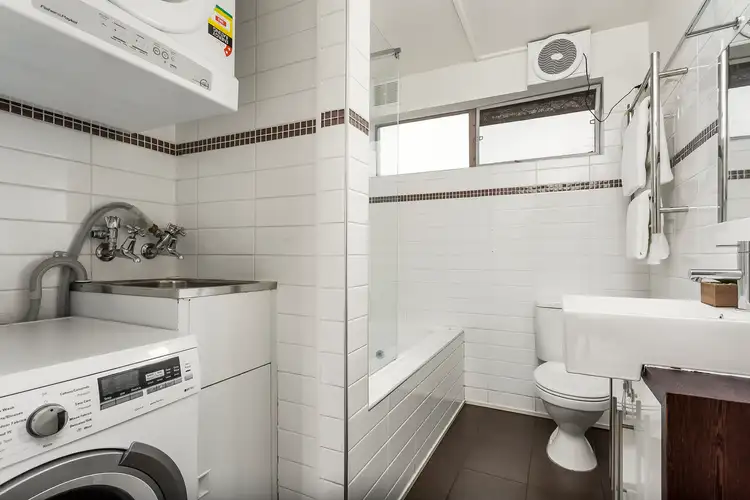 Sixth view of Homely apartment listing, 4/45 Oxford Street, Newport VIC 3015
