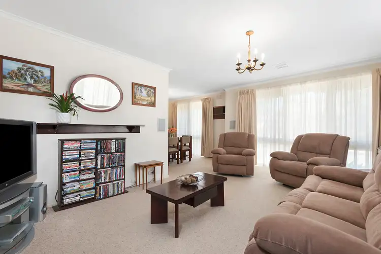Third view of Homely house listing, 6 Somerset Drive, Viewbank VIC 3084