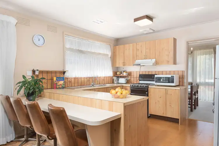 Fourth view of Homely house listing, 6 Somerset Drive, Viewbank VIC 3084