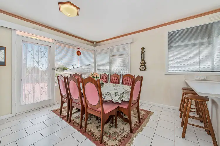 Fourth view of Homely house listing, 17 Simpson Drive, Mount Waverley VIC 3149