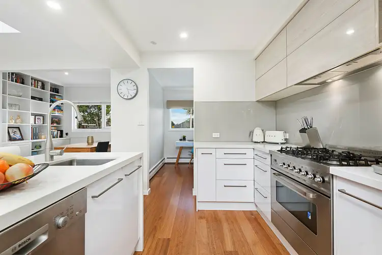 Fourth view of Homely house listing, 17 Robern Parade, Viewbank VIC 3084