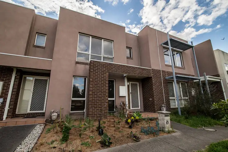 35 Grassland Avenue, Coburg VIC 3058