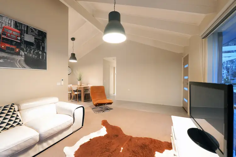Second view of Homely house listing, 7 Anthony Drive, Lysterfield VIC 3156