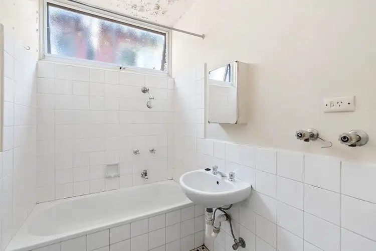 Fifth view of Homely apartment listing, 2/48 Wilgah Street, St Kilda East VIC 3183