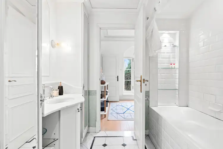 Fifth view of Homely apartment listing, 21/2 Lamin Lane, Toorak VIC 3142