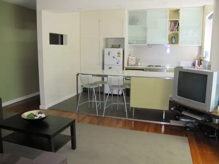 Fourth view of Homely apartment listing, 5/4A Wando Grove, St Kilda East VIC 3183