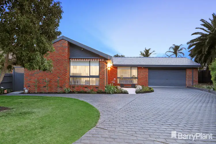 7 Tattlar Place, Rowville VIC 3178