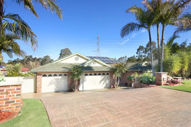 1 Binnit  Place, Glenmore Park NSW 2745