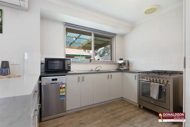 Fourth view of Homely house listing, 8 Gumnut Court, Berwick VIC 3806