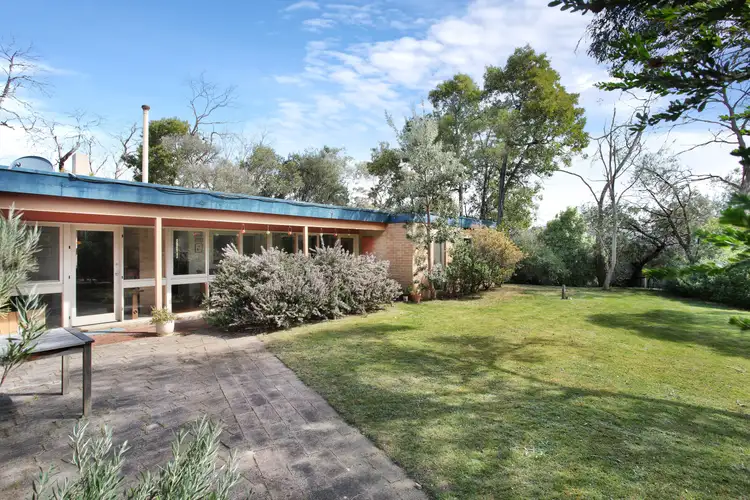 86 Walkers Road, Mount Eliza VIC 3930