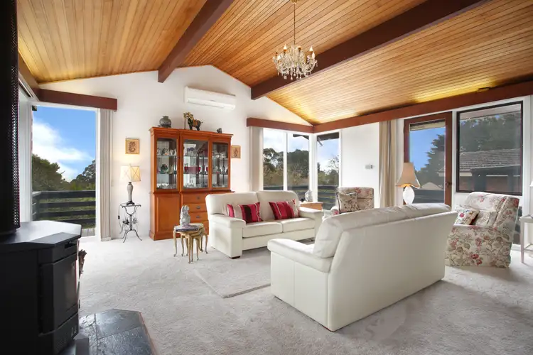 Sixth view of Homely house listing, 8 Livingstone Court, Mount Eliza VIC 3930