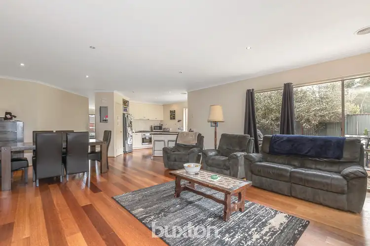 Third view of Homely house listing, 7 Greglyn Court, Mount Clear VIC 3350