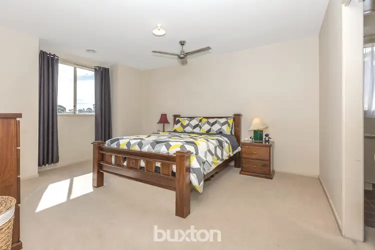 Fifth view of Homely house listing, 7 Greglyn Court, Mount Clear VIC 3350