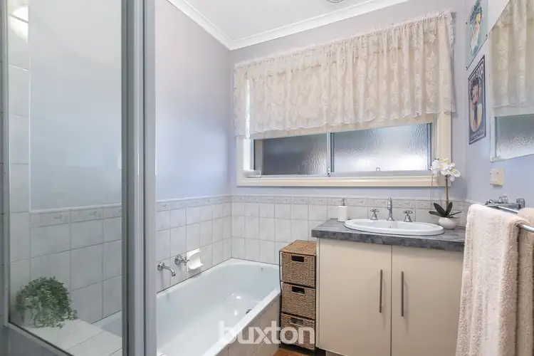 Sixth view of Homely house listing, 4 Vawyn Court, Sebastopol VIC 3356