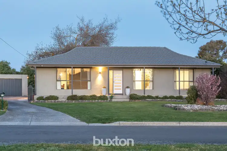11 Woolway Court, Delacombe VIC 3356
