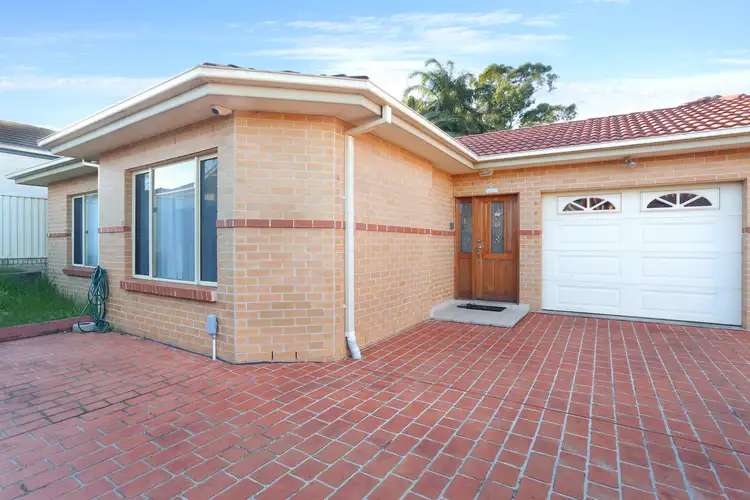 20 Carinya Road, Girraween NSW 2145