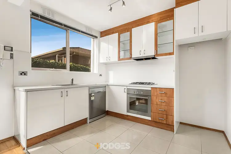 Third view of Homely apartment listing, 5/33 Gardenia Road, Elsternwick VIC 3185