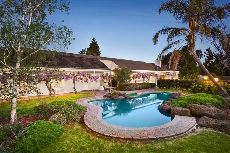 1 Arnold Drive, Donvale VIC 3111