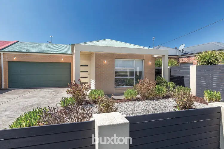 1011 Pleasant Street South, Redan VIC 3350