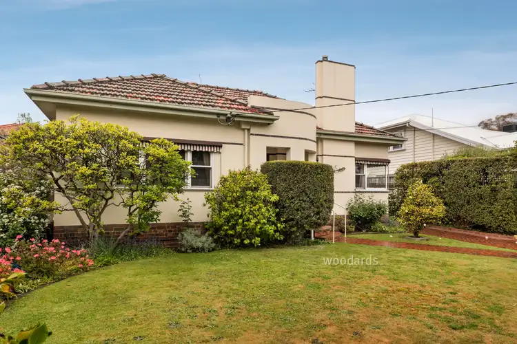 6 Creswick Grove, Mckinnon VIC 3204