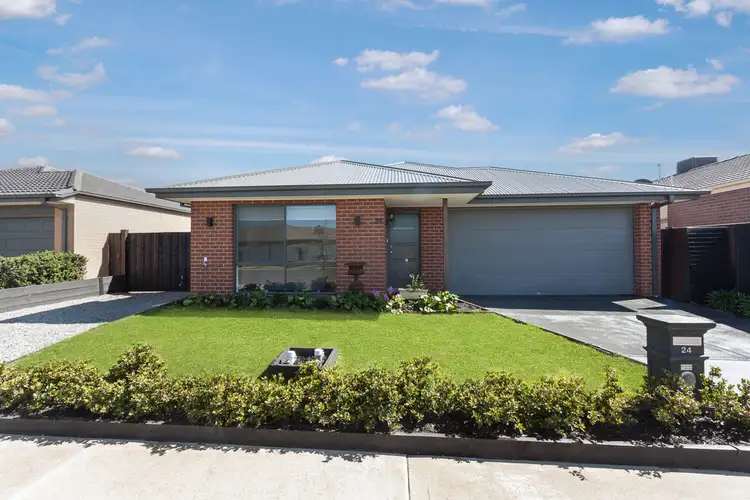 24 Golf Links Drive, Beveridge VIC 3753
