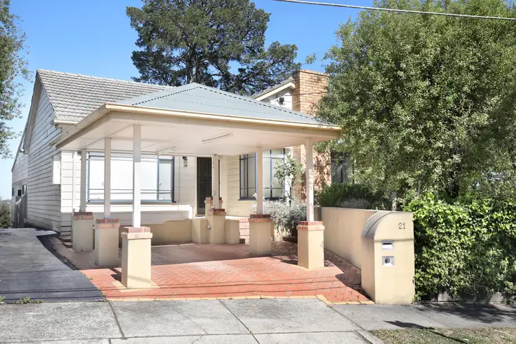 21 Braeside  Avenue, Ringwood East VIC 3135