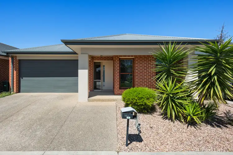 15 Beltons Way, Doreen VIC 3754