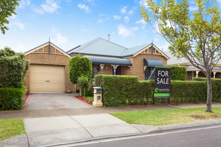 6 Macalister  Place, Pakenham VIC 3810