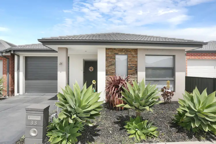 Main view of Homely house listing, 33 Jonesfield Street, Craigieburn VIC 3064