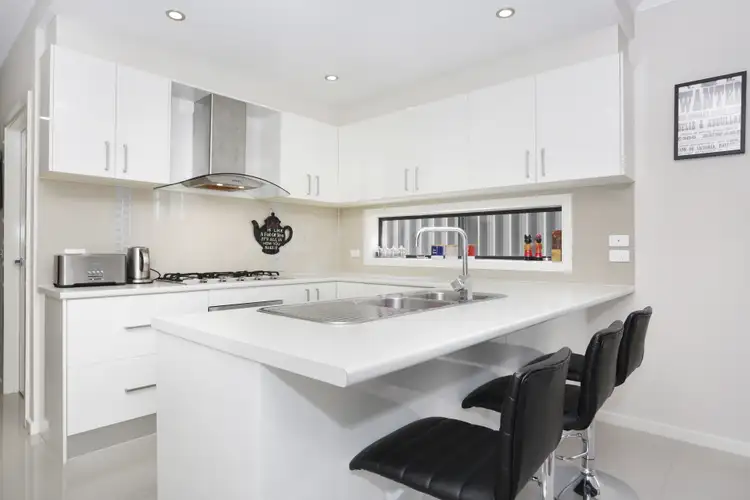 Second view of Homely house listing, 33 Jonesfield Street, Craigieburn VIC 3064