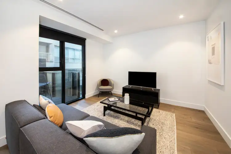 906/14 Queens Road, Melbourne VIC 3004