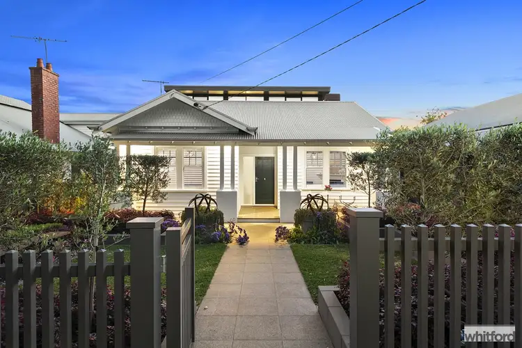 33 Girton Crescent, Manifold Heights VIC 3218