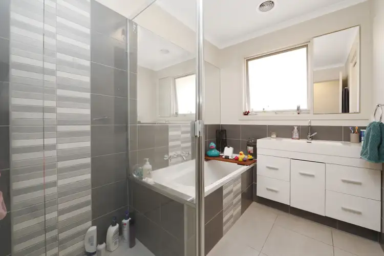Seventh view of Homely townhouse listing, 1/266 Dandelion Drive, Rowville VIC 3178