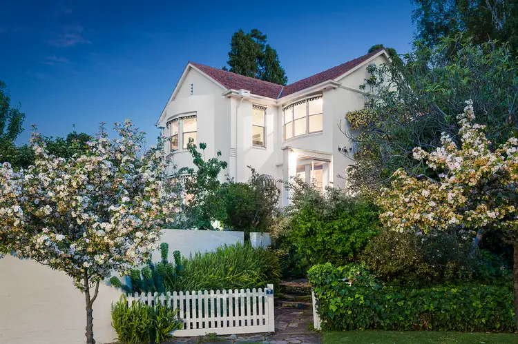 7 Torresdale Court, Toorak VIC 3142