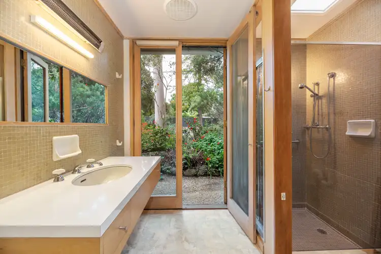 Sixth view of Homely house listing, 5 Crown Road, Ivanhoe VIC 3079