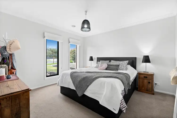 Fifth view of Homely house listing, 3 Breenview Place, Doreen VIC 3754