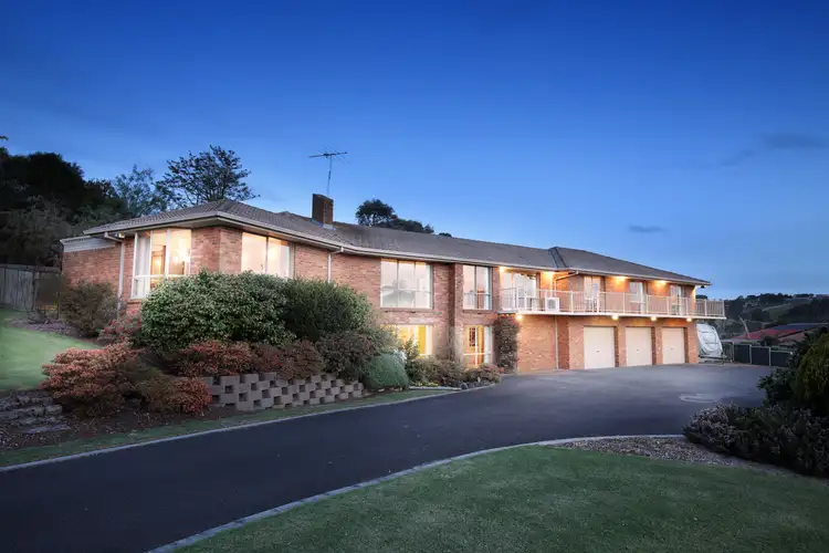 6 Aranmore Crescent, Narre Warren North VIC 3804