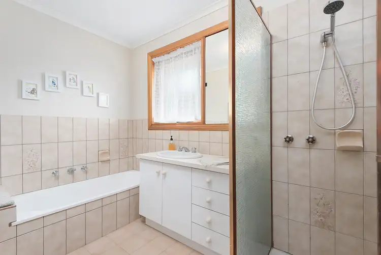 Fifth view of Homely unit listing, 4/171 Waiora Road, Heidelberg Heights VIC 3081