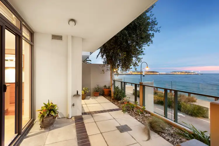 105/2 Pier Street, Port Melbourne VIC 3207