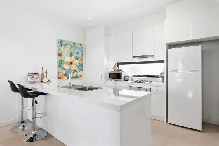 Third view of Homely house listing, 10 Oak Terrace, Wheelers Hill VIC 3150