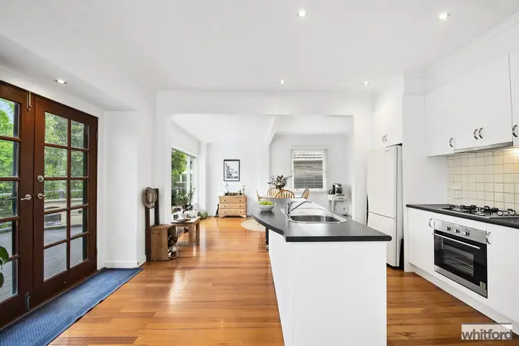 17 Camden Road, Newtown VIC 3220