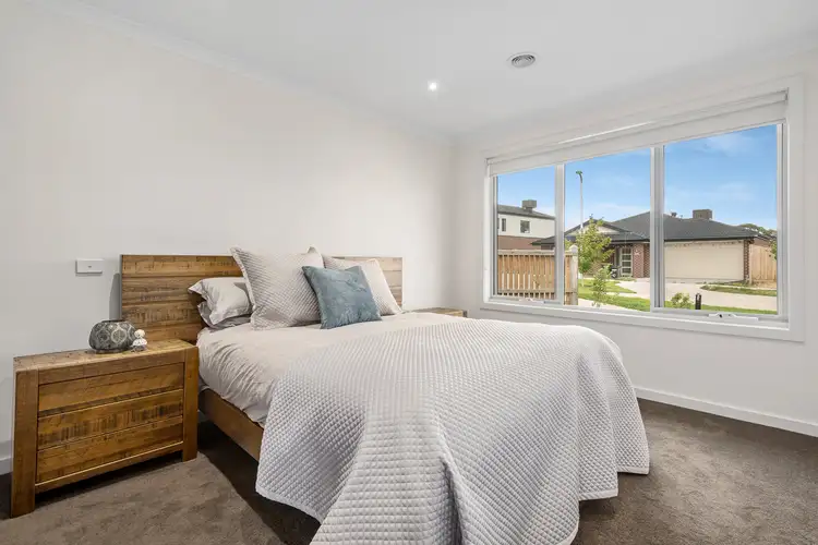 Fifth view of Homely house listing, 10 Rousham Place, Mernda VIC 3754