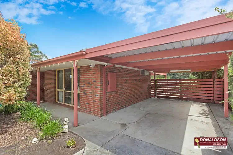 2 Yandilla  Court, Berwick VIC 3806