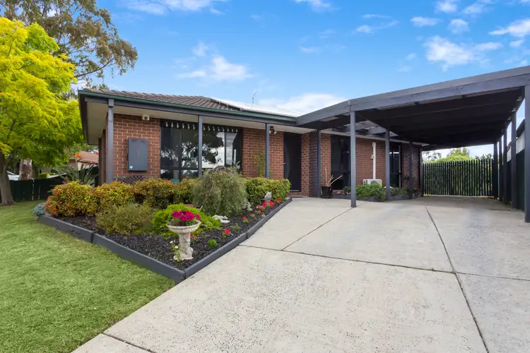 8 Pargeter Court, Pakenham VIC 3810
