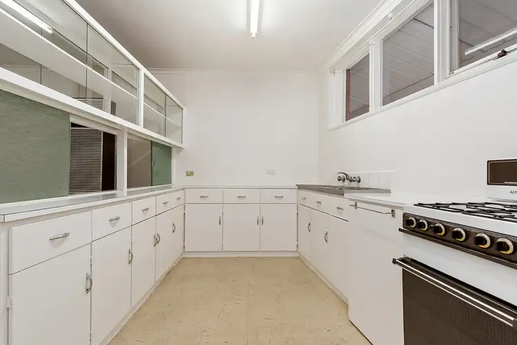 Third view of Homely apartment listing, 8/101 Lower Heidelberg Road, Ivanhoe VIC 3079